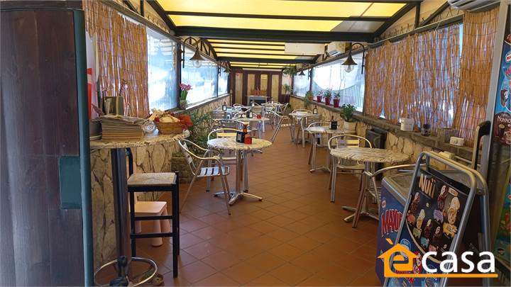 bar en transferencia a Cava de' Tirreni